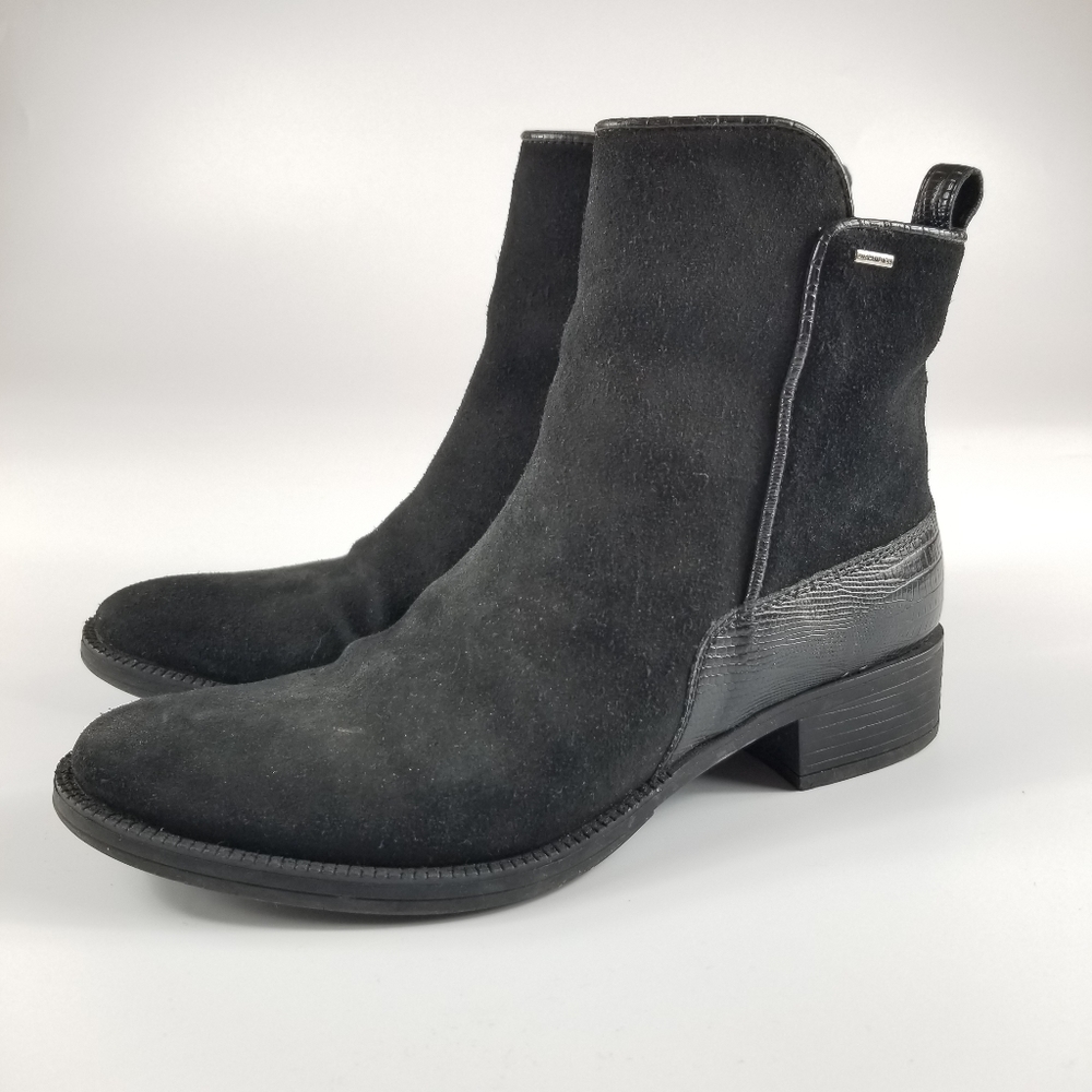 Geox Women's Respira Amphibiox Suede Booties, 35